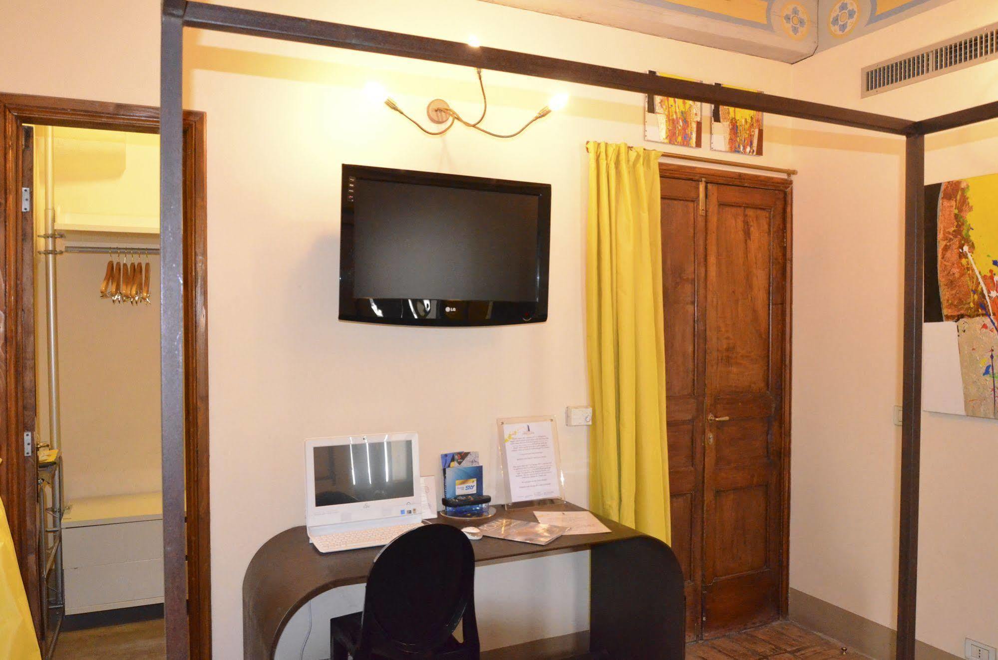 Bed and Breakfast Residenza Torre Colonna Rom Exterior foto