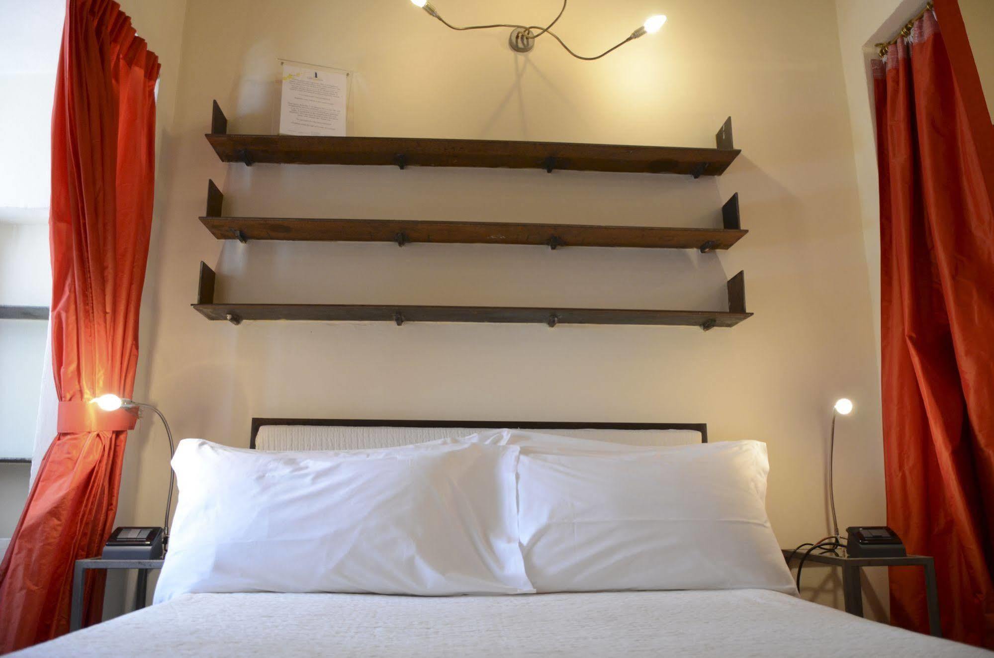 Bed and Breakfast Residenza Torre Colonna Rom Exterior foto