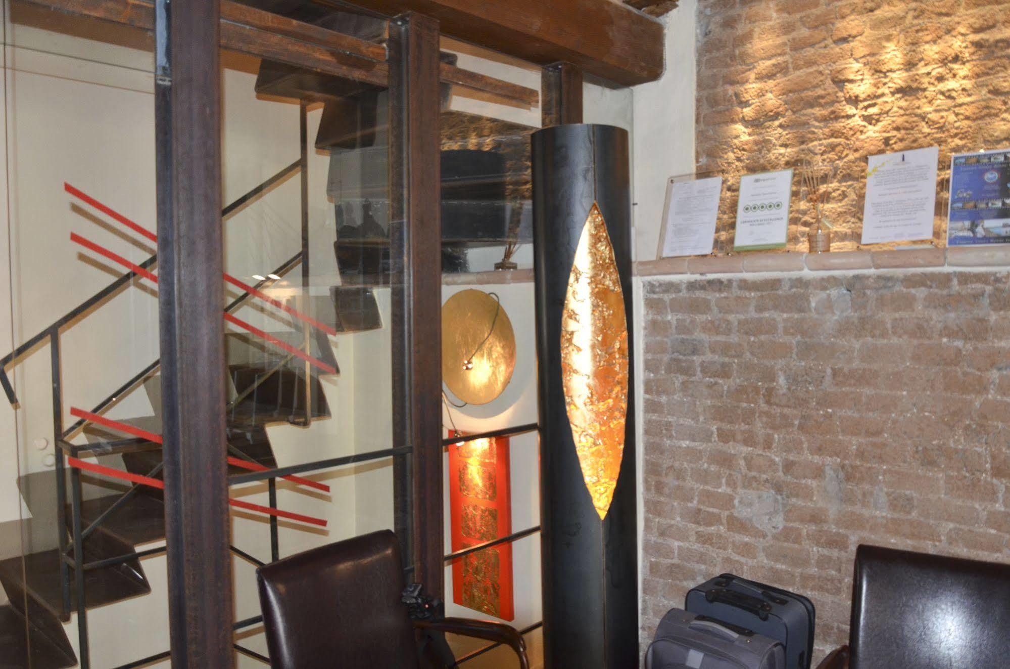 Bed and Breakfast Residenza Torre Colonna Rom Exterior foto